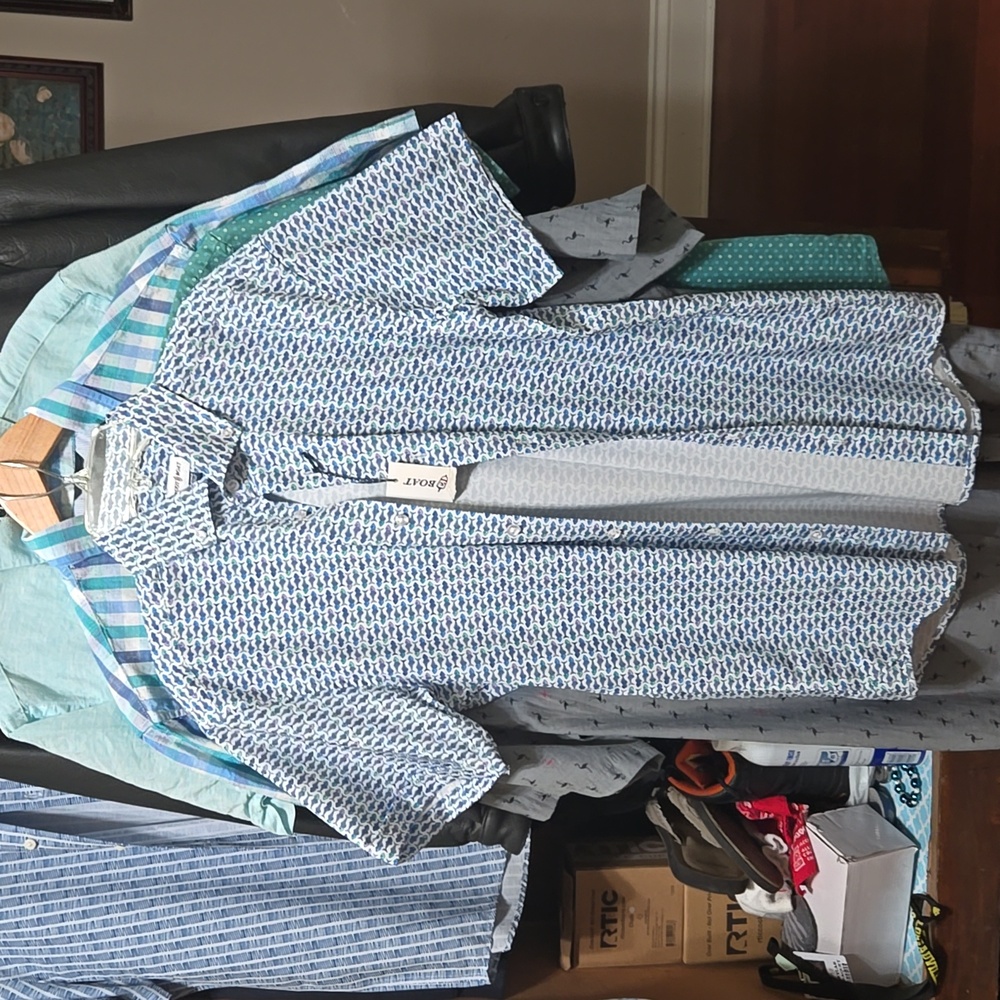 New with tags Bouy Boat dress shirt
